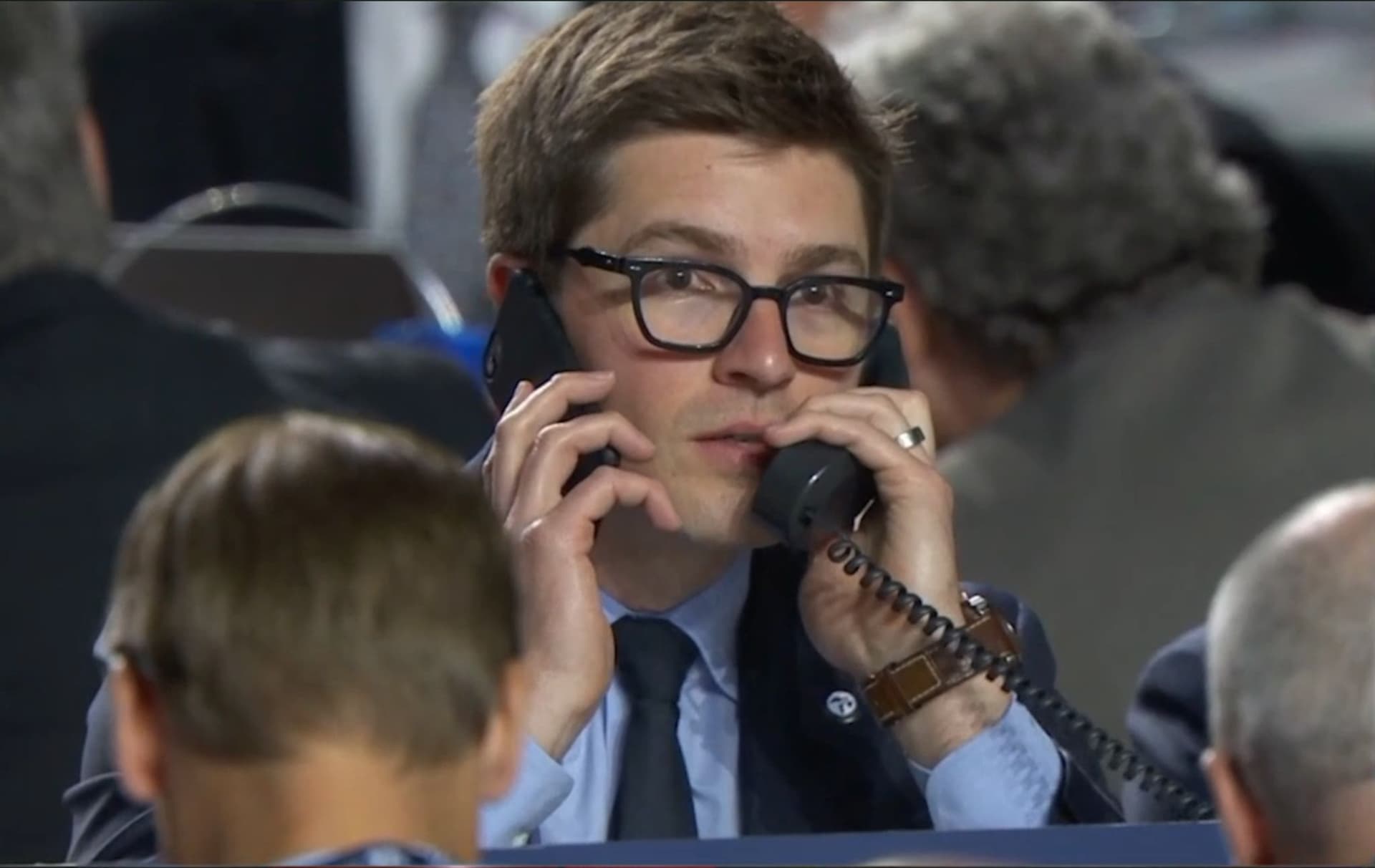 https://display.dailyhive.com/uploads/2025/09/leafs-dubas.jpg