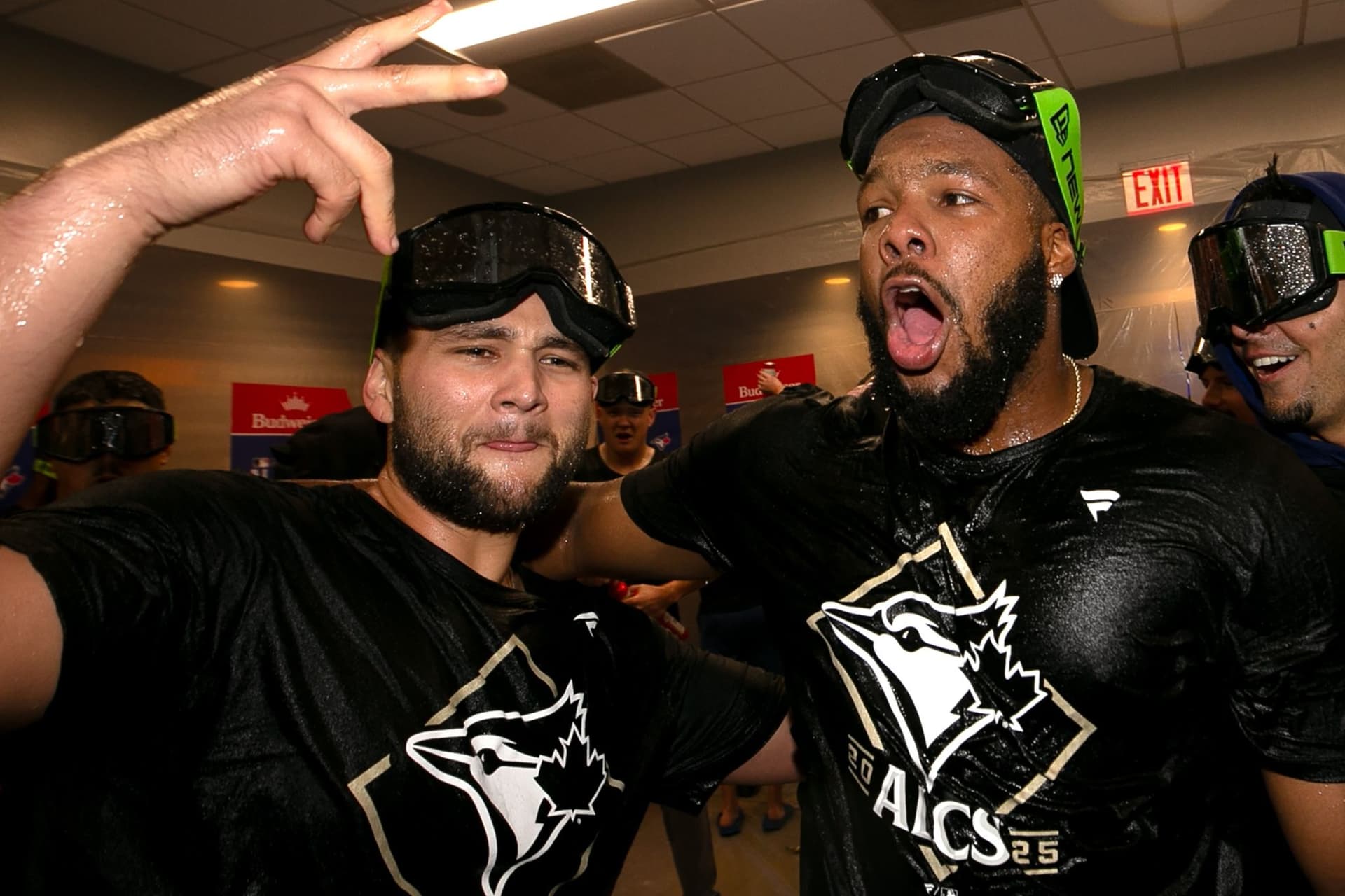 https://display.dailyhive.com/uploads/2025/10/blue-jays-bichette-guerrero.jpg