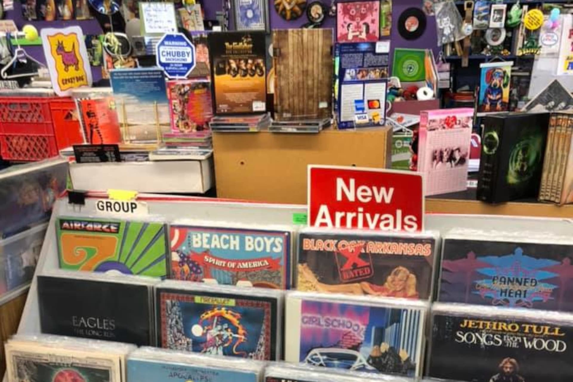 https://display.dailyhive.com/uploads/2025/10/record-store-closing-2.jpg