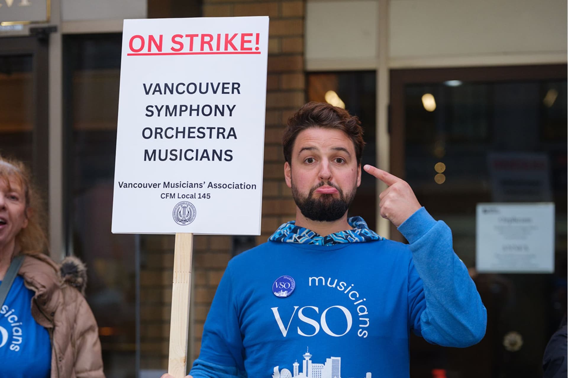 https://display.dailyhive.com/uploads/2025/10/vancouver-symphony-strike.jpg