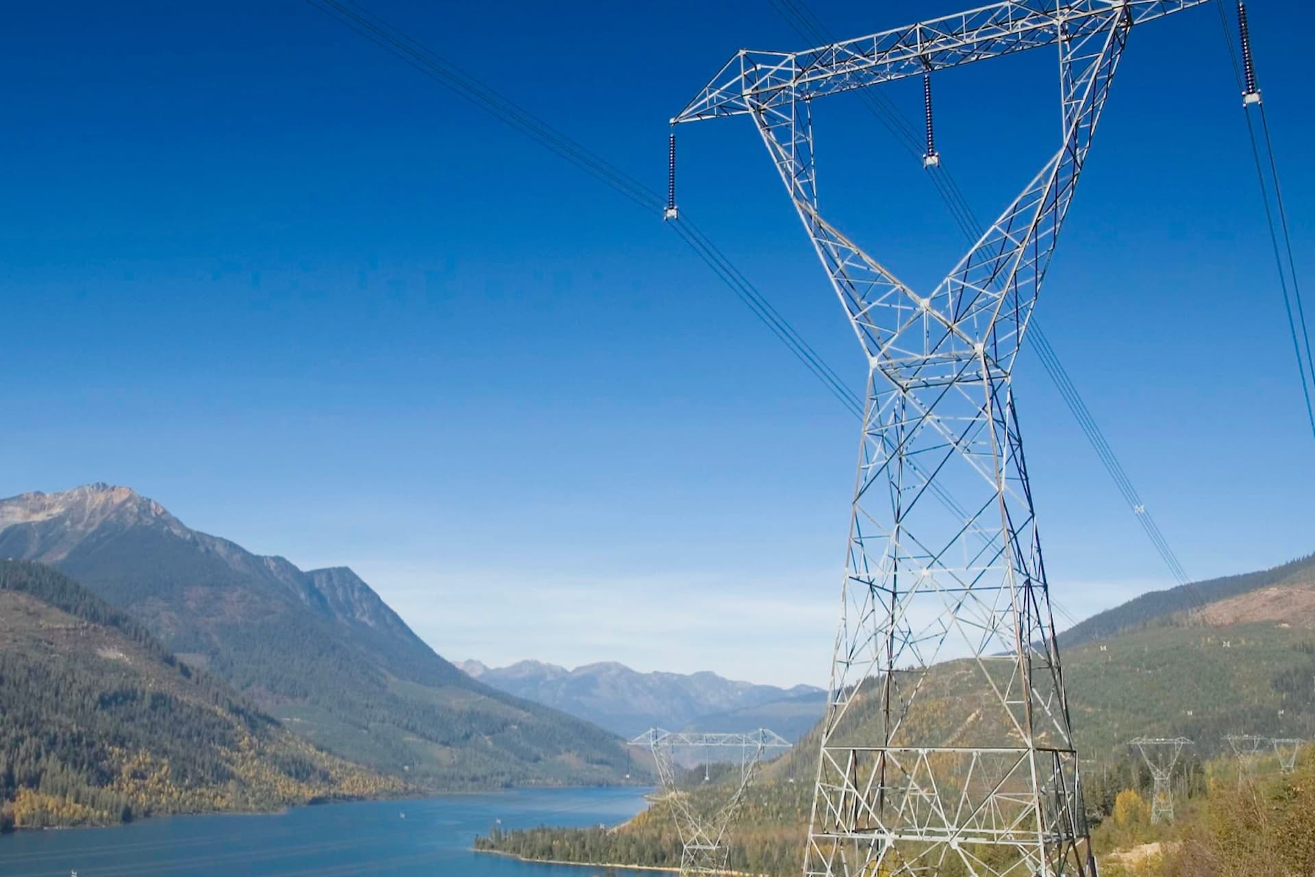 https://images-dh-production-baselayer.dailyhive.com/uploads/2025/10/bc-hydro-transmission-line-f.jpg