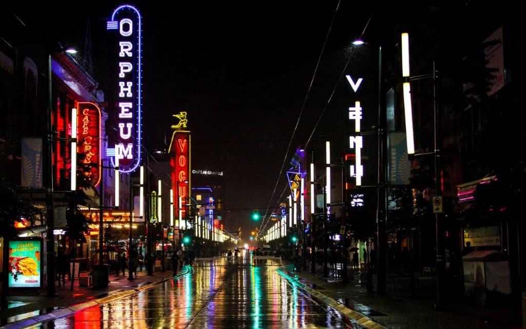 https://www.vancouverplanner.com/wp-content/uploads/2021/10/granville-street-rain-1024x640.jpg