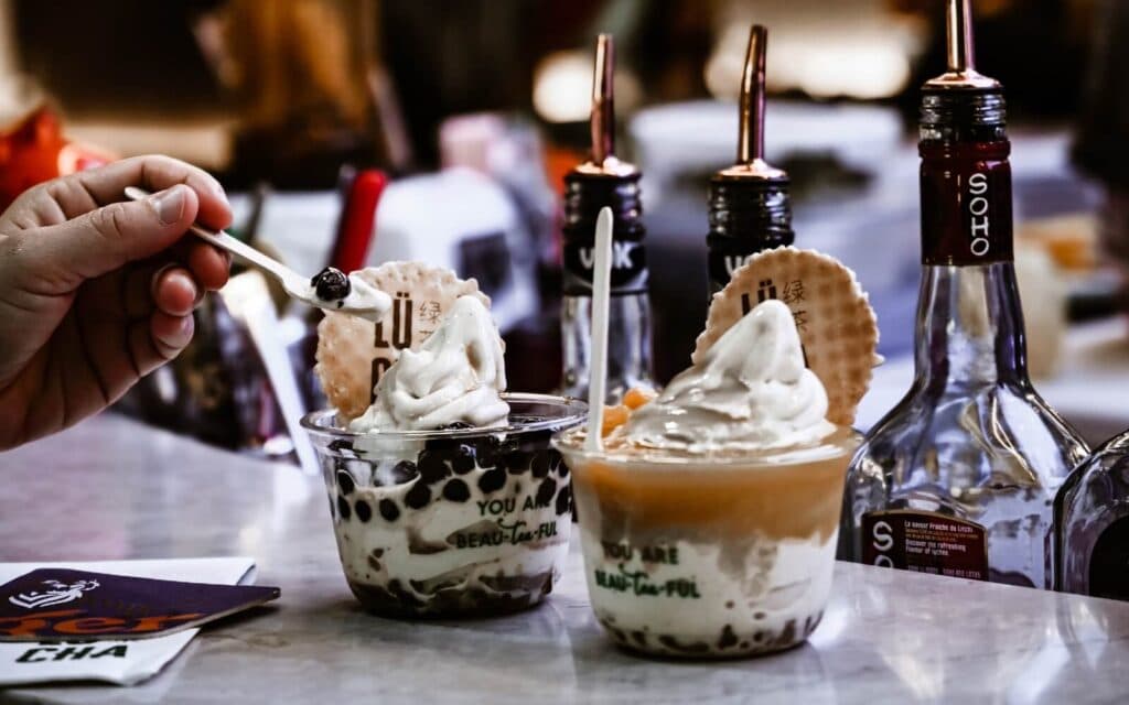 https://www.vancouverplanner.com/wp-content/uploads/2022/05/lonsdale-quay-ice-cream-1024x640.jpg